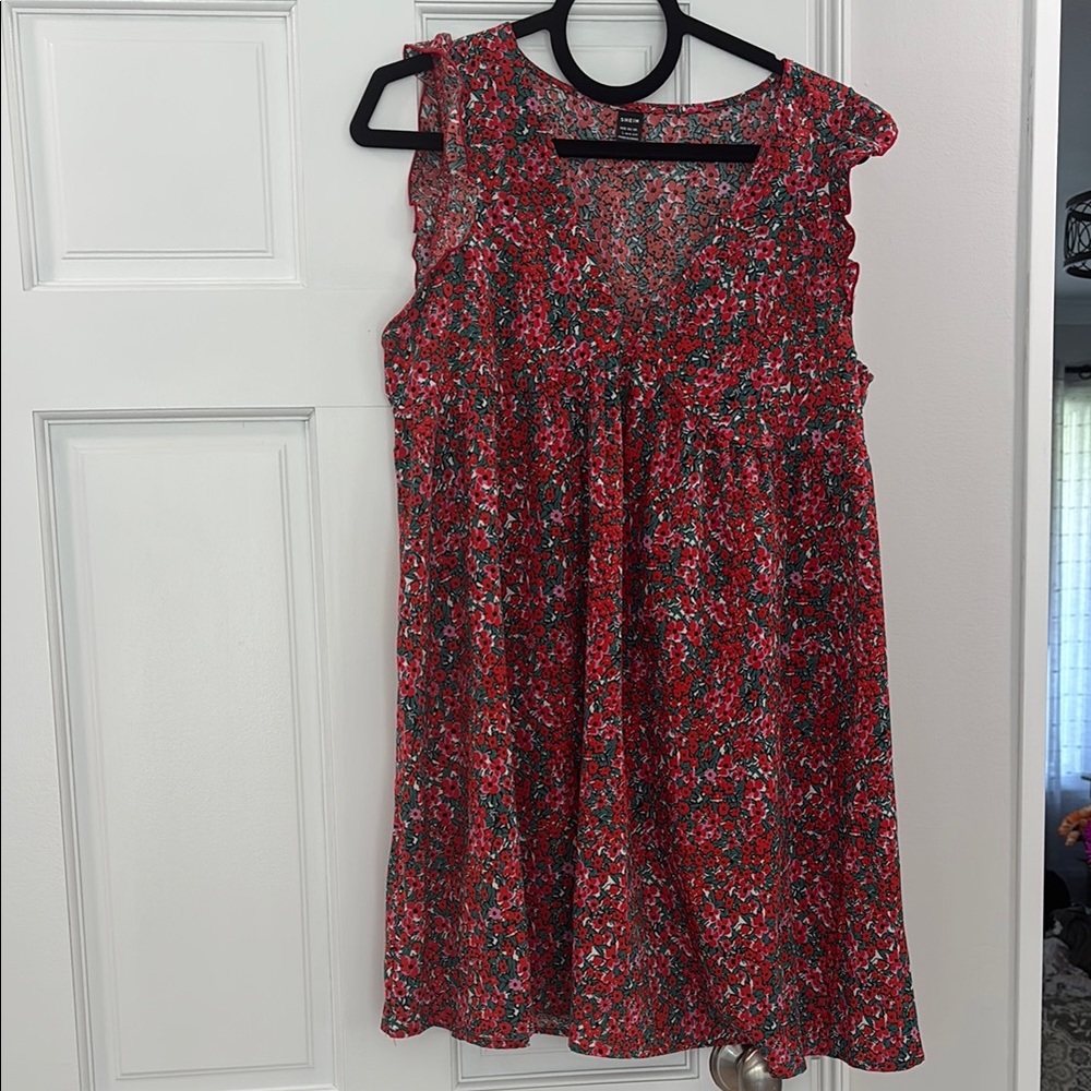 [Like 🆕] SHEIN- Large- Floral Red Dress - Picture 3 of 7
